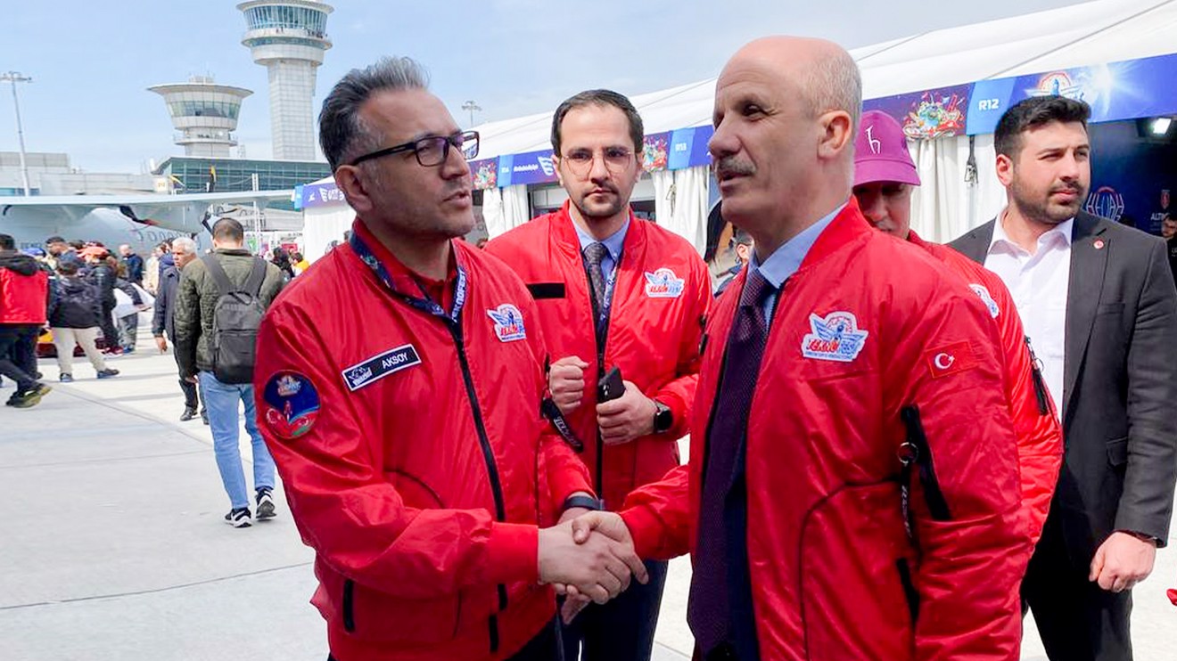 YÖK Başkanı Özvar’dan Selçuk Üniversitesi standına ziyaret